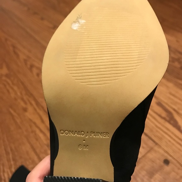 New Donald J Pliner black knee boots wide calves 6 - Picture 2 of 8